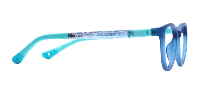 Blue_Matte_with_Green